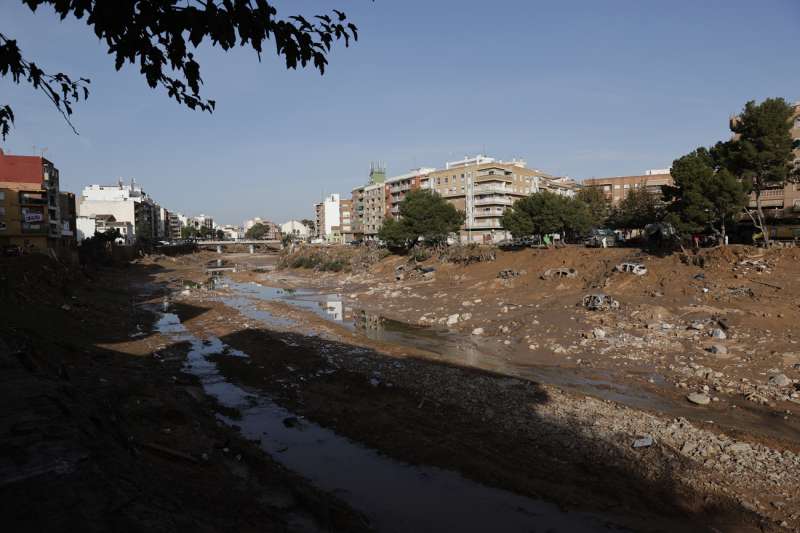 El barranco del Poyo tras la riada. EFE/ Manuel Bruque/Archivo