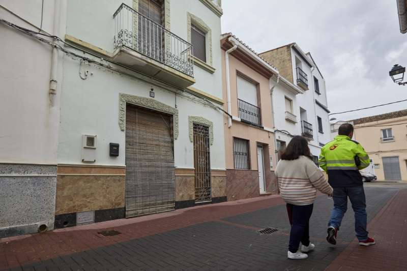 Vista general de la vivienda en la que ocurrieron los hechos en el municipios valenciano de Rafelcofer. EFE/Natxo Francés/Archivo
Vista general de la vivienda en la que ocurrieron los hechos en el municipios valenciano de Rafelcofer. EFE/Natxo Francés/Archivo