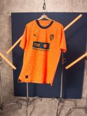 tercera-equipacion-valencia-1