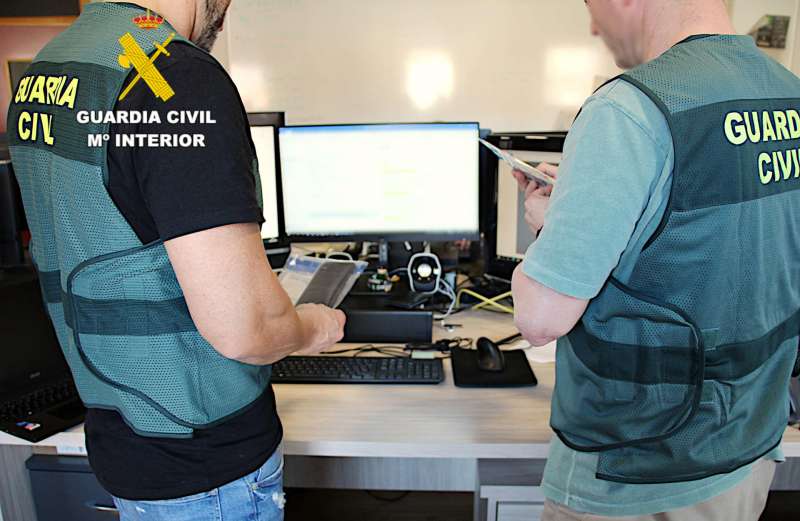 Imagen de archivo de la Guardia Civil. / EFE
