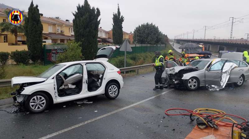 Imagen del accidente compartida por el Consorcio Provincial de Bomberos de Valencia. / EPDA
