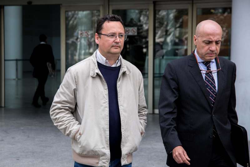 El empresario Augusto César Tauroni (i), uno de los condenados en el caso Cooperación. EFE/Gustavo Grillo/Archivo
