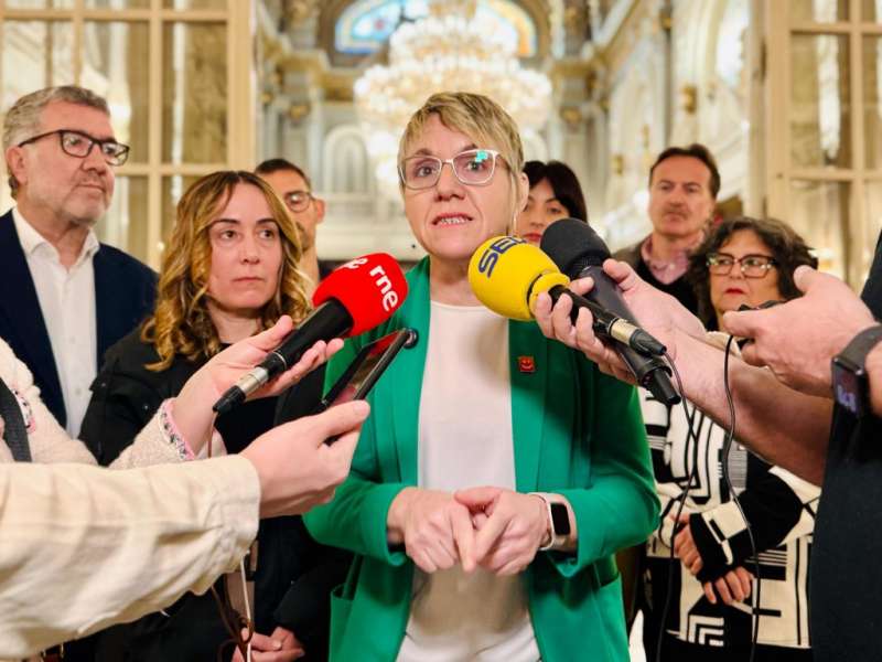 La portavoz de Compromís en Valencia, Papi Robles, quien se ha pronunciado sobre la candidatura de Mónica Oltra a la alcaldía de la ciudad. / EPDA