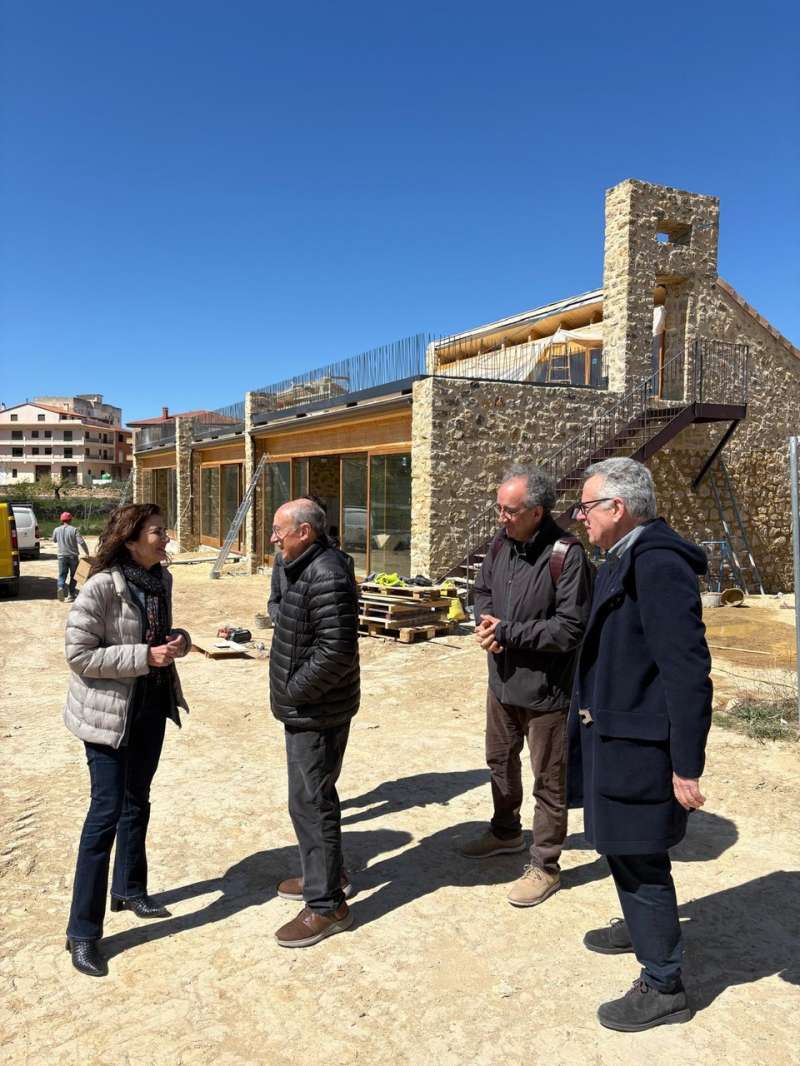 Visita a las instalaciones del nuevo CIT de Aras de los Olmos. /EPDA