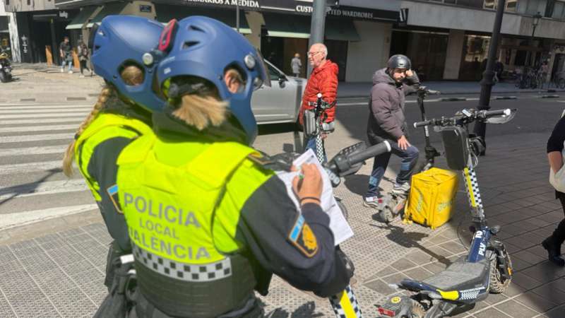 Imagen facilitada por la Policía Local de València. / EFE