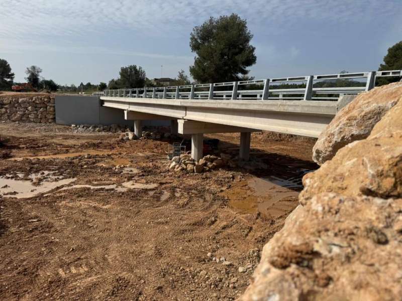 Reabre el puente del Cerrito Royo en Pedralba tras su reconstrucción por la dana. /EPDA
