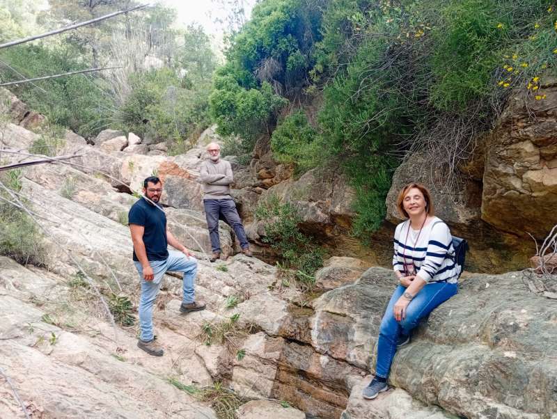 Marines recupera la senda histórica de la acequia del Morteral. /EPDA