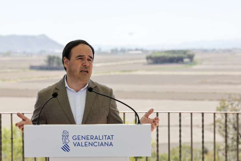 El president de la Generalitat, Juanfran Pérez Llorca. EFE/Manuel Bruque/Archivo
