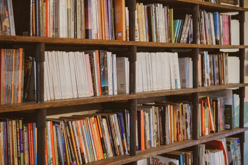 El Periódico de Aquí te recomienda 10 obras en el Día del Libro. /CANVA