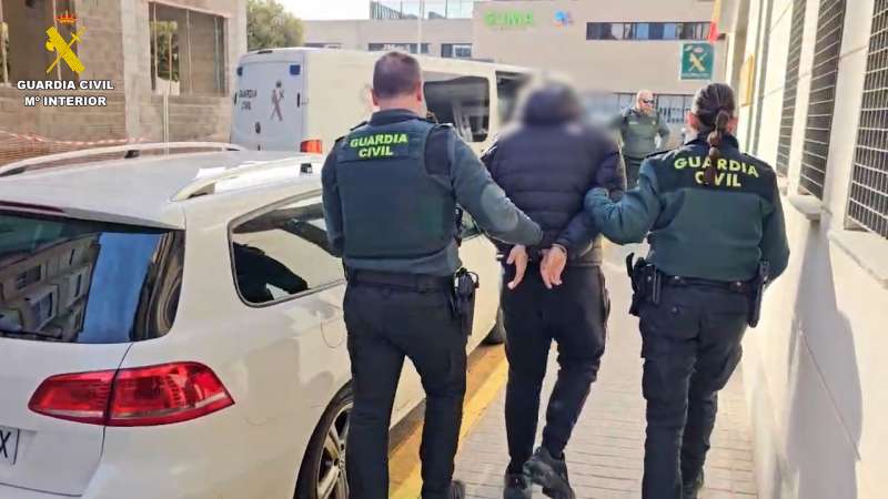 Imagen de una de las detenciones. /EPDA