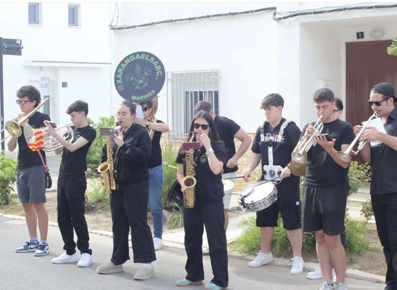 Charanga en las fiestas de Domeño. / EPDA