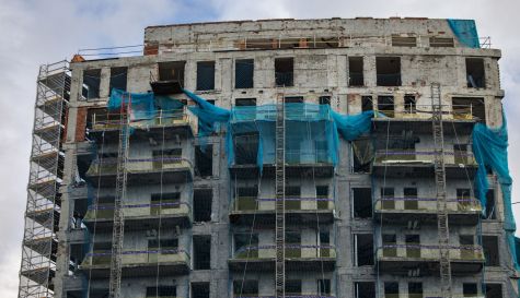 Edificio de Campanar afectado por el incendio del 22 de febrero de 2024.