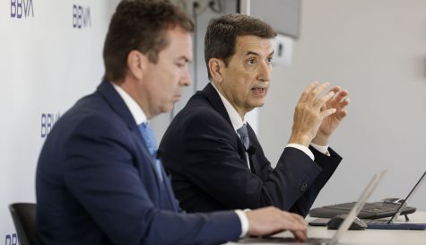 El responsable de Análisis Económico de BBVA Research, Rafael Domenéch, durante la presentación del informe de BBVA Research ‘Situación Valencia 2026’, que analiza la evolución y perspectivas de la economía valenciana para este año. EFE/Manuel Bruque