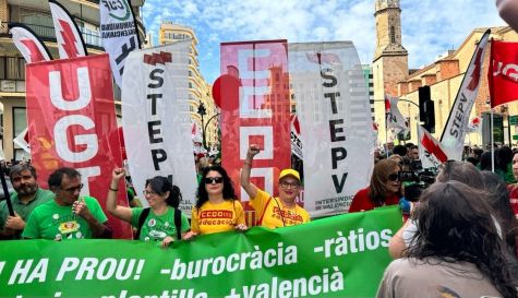 Manifestación por la huelga educativa en Valencia.