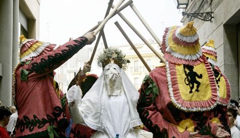 La Moma, una figura central en el Corpus Christi. La Moma, una figura central en el Corpus Christi.