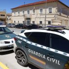 Los cuerpos han sido hallados en la casa cuartel de la Guardia Civil por otro agente.