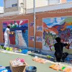 Murales del proyecto Piedra y Amapola en un colegio de Alcàsser. Murales del proyecto Piedra y Amapola en un colegio de Alcàsser.