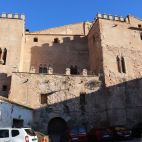 L’entrada al Castell-Palau d’Albalat dels Tarongers, amb un alt valor per al patrimoni valencià.