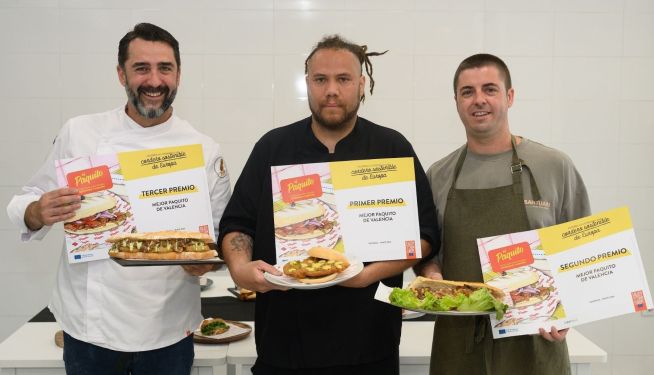 Los tres finalistas del concurso al mejor Paquito de Valencia 2026.