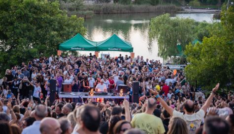 Imagen de una edición anterior de Tardeo Remember® en el Parque de Cabecera. / EPDA