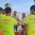 Las playas de Burriana estrenan temporada con un servicio de socorrismo reforzado y una hora más de vigilancia diaria. / EPDA