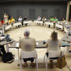 Una de las reuniones negociadoras entre la Conselleria de Educación y los sindicatos de docentes.