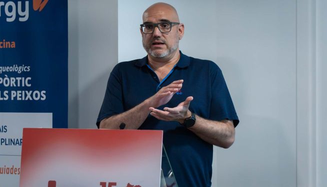 Eduardo Ballesteros, el técnico encargado hablar de la marca Parcs. Eduardo Ballesteros, el técnico encargado hablar de la marca Parcs.