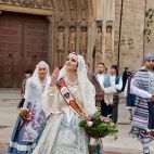 Una fallera, emocionada durante la Ofrenda de este año.