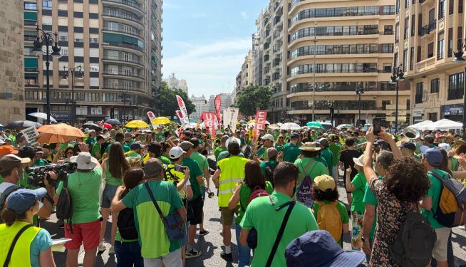 Concentración de profesores en la Plaza de San Agustín de Valencia.