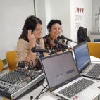 Dos maestras italianas, durante su estancia de job shadowing en el CEIP Pintor Camarón de Segorbe. / EPDA