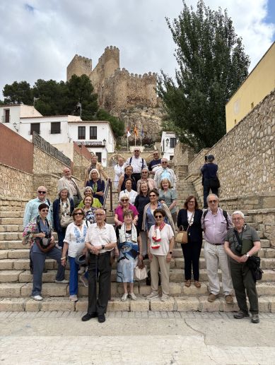 La expedición de la Escola Superior d’Estudis Valencians recorrió Almansa y el Museo de la Batalla para profundizar en los hechos históricos del 25 de abril de 1707. La expedición de la Escola Superior d’Estudis Valencians recorrió Almansa y el Museo de la Batalla para profundizar en los hechos históricos del 25 de abril de 1707.