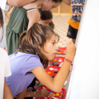 El Centre del Carme abre la inscripción para 'La compañía magnética', su escoleta de verano gratuita de teatro para niños de 6 a 12 años. / EPDA