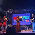 El trio Latin Cover Project va omplir Benifairó de les Valls de ritmes llatins, energia i alegria amb una actuació molt participativa. / EPDA