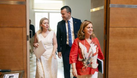 Imagen del pleno en el que la Diputación ha aprobado más de 150 millones de euros en inversiones y ayudas para municipios y entidades de la provincia. / Diputació de València