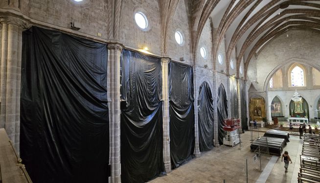 Actuacions a l'interior de la Col·legiata de Gandia.