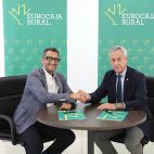 Eurocaja Rural y APEFA refuerzan su alianza con una línea de financiación de hasta 100 millones de euros para impulsar el sector farmacéutico en la provincia de Alicante. / Eurocaja Rural