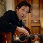 Paul Rudd interpreta a Rick, un músico que ve cómo una de sus composiciones cambia su vida en Letras robadas, la nueva película de John Carney. Paul Rudd interpreta a Rick, un músico que ve cómo una de sus composiciones cambia su vida en Letras robadas, la nueva película de John Carney.