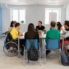 Un grupo de personas participa en una sesión de formación y acompañamiento orientada a la inserción laboral de personas con discapacidad. / Eurocaja Rural Un grupo de personas participa en una sesión de formación y acompañamiento orientada a la inserción laboral de personas con discapacidad. / Eurocaja Rural