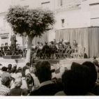 La Plaza Mayor durante el Concurso Regional de Bandas de Música de Casinos de 1976, que reunió a trece sociedades musicales.