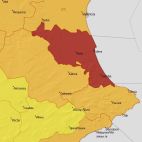 Avís roig a La Ribera per temperatures que podran arribar als 42 graus i fins i tot superar los. Avís roig a La Ribera per temperatures que podran arribar als 42 graus i fins i tot superar los.