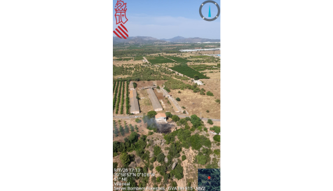 Vista aérea del incendio de vegetación declarado este jueves en Onda / Emergències 112CV