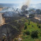 Tres menores, identificados como presuntos autores de un incendio que amenazó una vivienda en la Pobla de Vallbona. Tres menores, identificados como presuntos autores de un incendio que amenazó una vivienda en la Pobla de Vallbona.