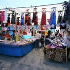 El mercadillo de los miércoles de Manises. El mercadillo de los miércoles de Manises.