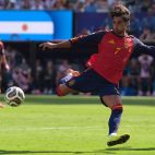Ferrán Torres se dispone a disparar durante la final del Mundial ante Argentina. / EFE-Ángel Colmenares Ferrán Torres se dispone a disparar durante la final del Mundial ante Argentina. / EFE-Ángel Colmenares