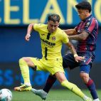 Moleiro i Brugui, en una acció del duel disputat la passada temporada a l'estadi de la Ceràmica. / À Punt Moleiro i Brugui, en una acció del duel disputat la passada temporada a l'estadi de la Ceràmica. / À Punt