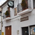 El Ayuntamiento de Barracas, localidad que oferta tres viviendas de alquiler por menos de 300 euros al mes. El Ayuntamiento de Barracas, localidad que oferta tres viviendas de alquiler por menos de 300 euros al mes.