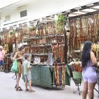 Els bastons artesanals són un dels productes tradicionals que cada any omplin les parades de la Fira./ EPDA