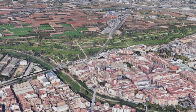 Zona de almacenamiento e inicio de la vía verde hasta el nuevo Túria en Paiporta. Zona de almacenamiento e inicio de la vía verde hasta el nuevo Túria en Paiporta.