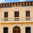 Casa dels familiars del doctor Joaquín Calvo (Plaça Metge Joaquín Calvo).