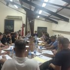 Representantes del Ayuntamiento, fuerzas y cuerpos de seguridad y servicios de emergencia participan en la Junta Local de Seguridad celebrada en Segorbe. 